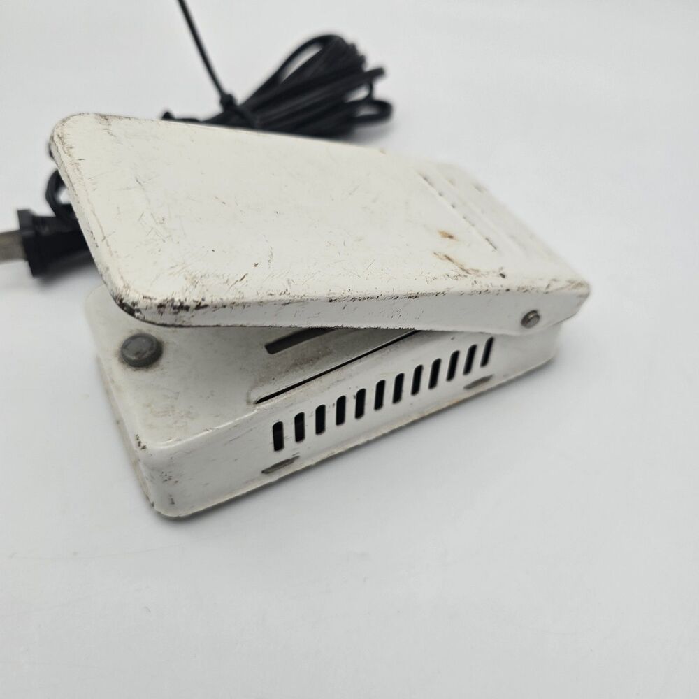 Matsushita / Kenmore 3C-135B Sewing Machine Speed Controller Foot Pedal 3 Prong